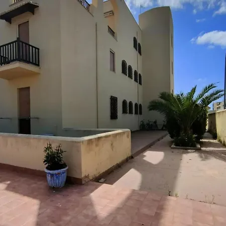 Apartment Cozy Near Algheros Seafront *