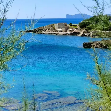 Cozy Near Algheros Seafront
